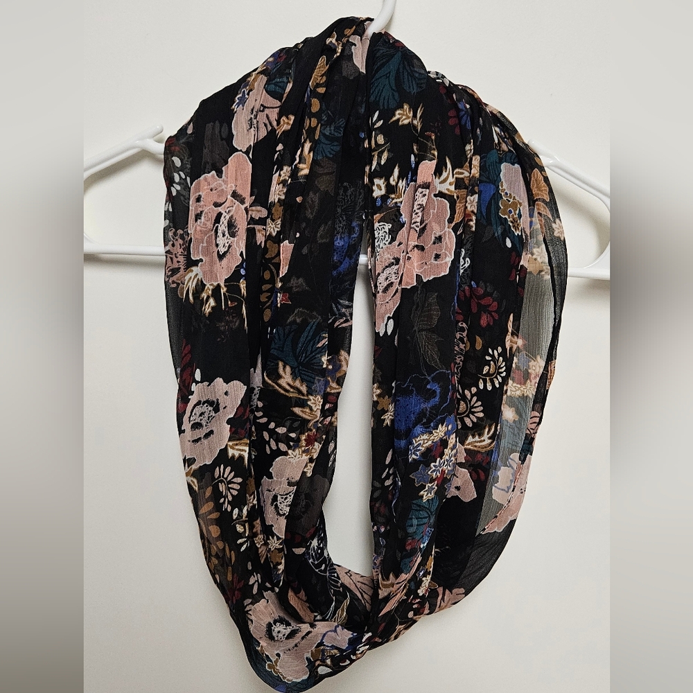 Women's Floral Infinity Fashion Scarf
